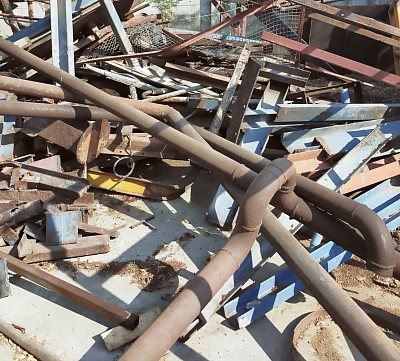 ท่อเหล็ก เหล็กกล่อง  เหล็กตัวซี